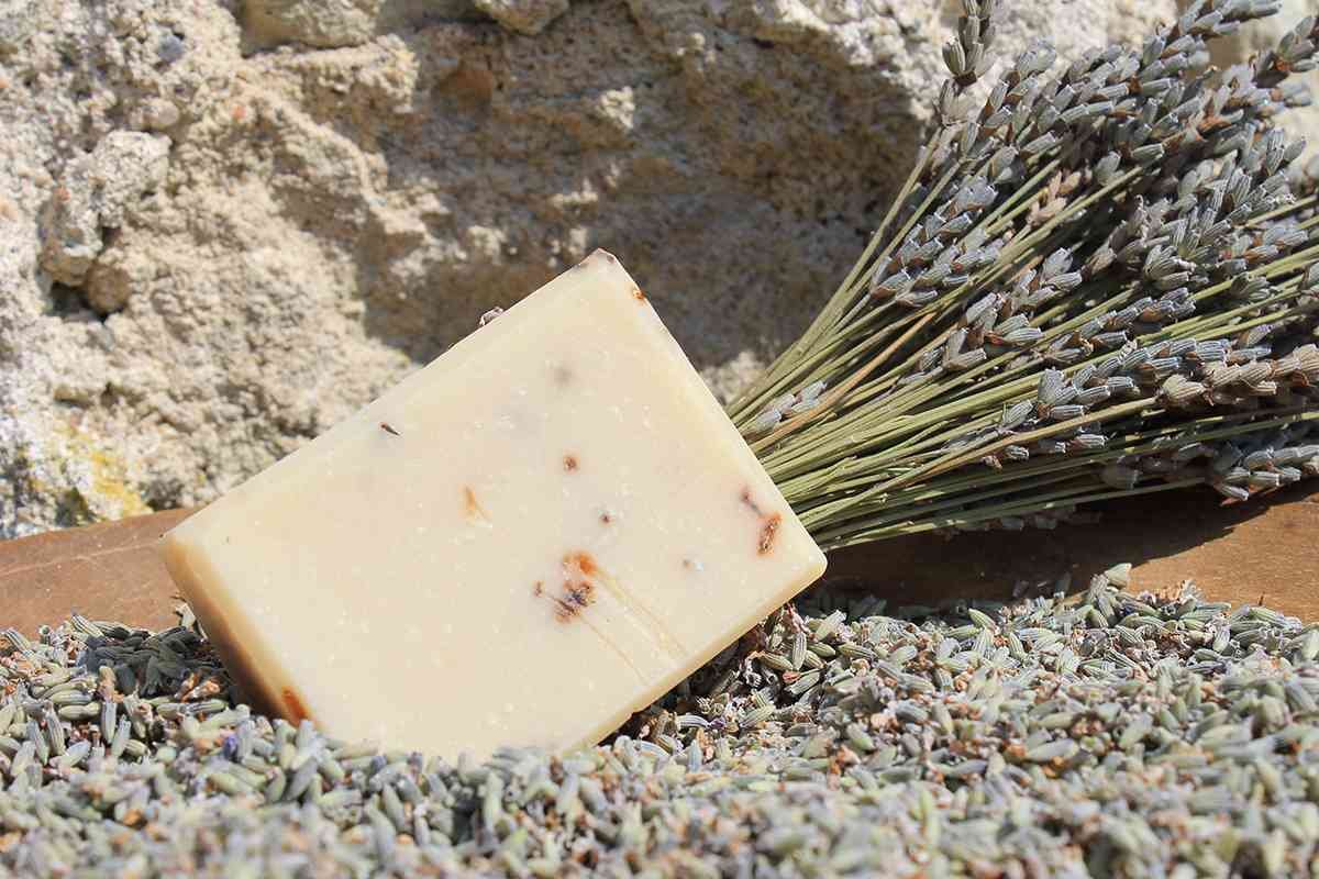 savon naturel lavande
